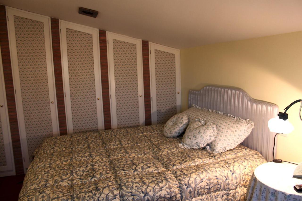 Anthos Casa Vacanze Sant'Omero エクステリア 写真