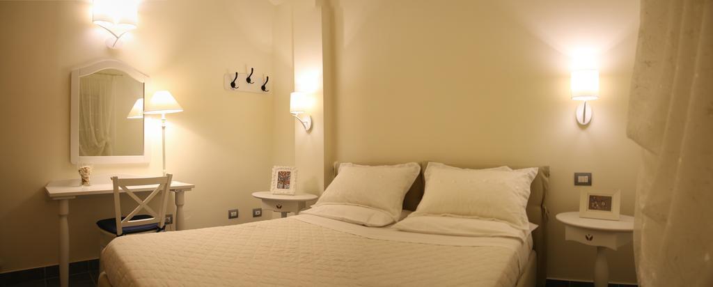 Anthos Casa Vacanze Sant'Omero エクステリア 写真