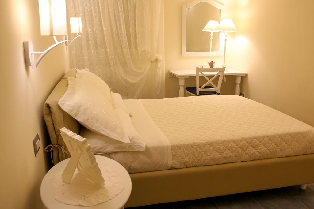 Anthos Casa Vacanze Sant'Omero エクステリア 写真